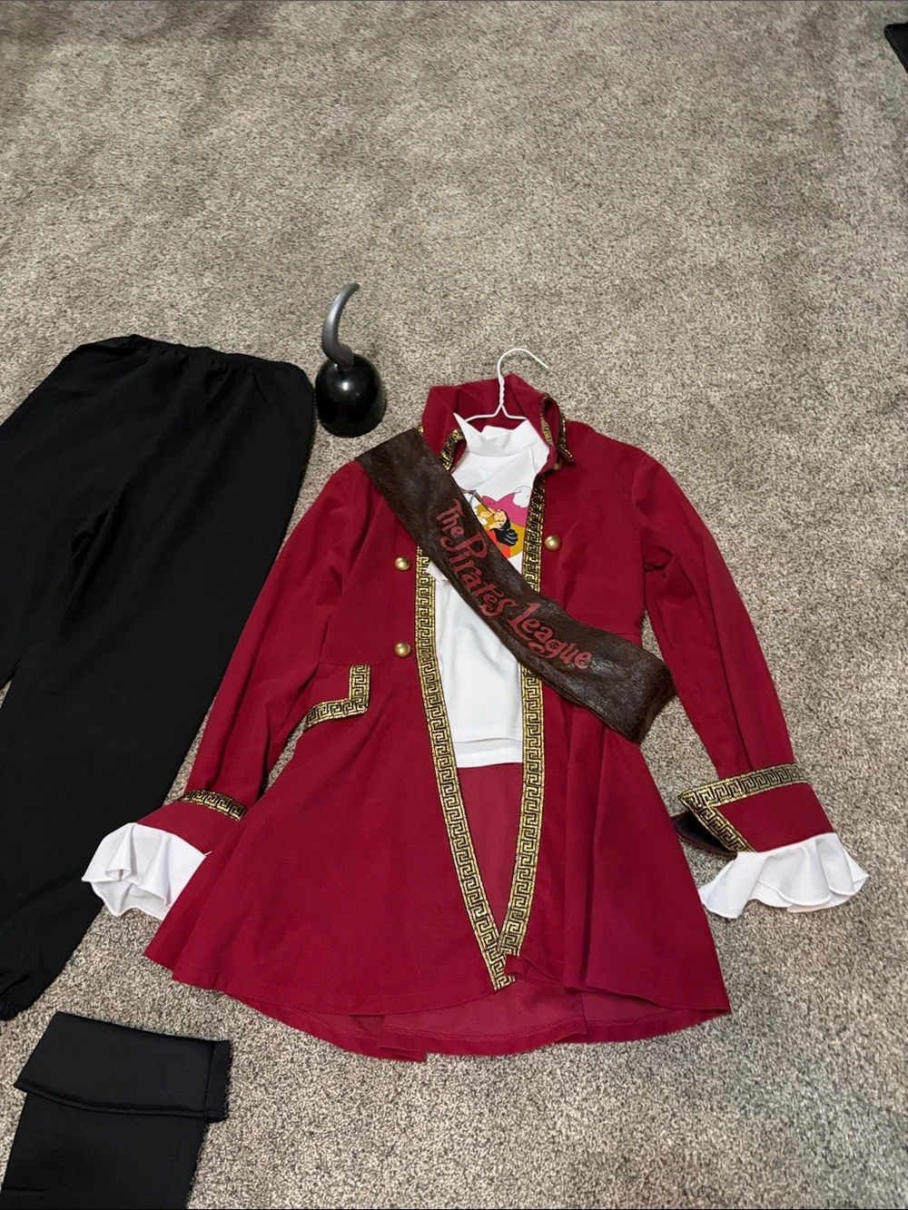 Kids Captain Hook Costume Only Available on Disney Cruise Line Size Large